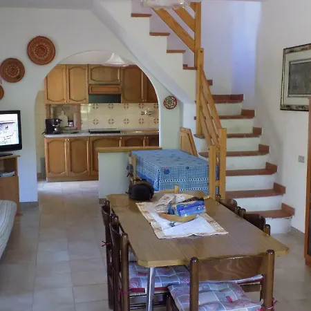 Gardenia Dom wakacyjny Solanas (Cagliari)